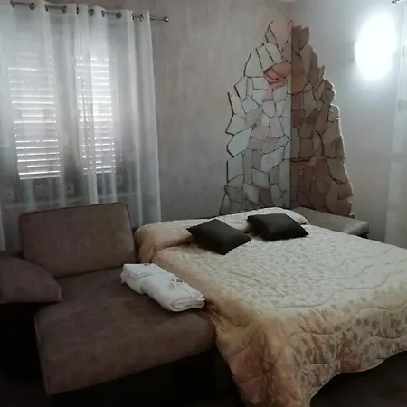 Bed & Breakfast Stone House E Zia Rosina *